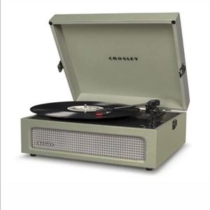 Crosley Voyager Portable Turntable - color: SAGE